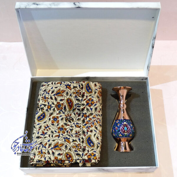 گلدان مس و پرداز