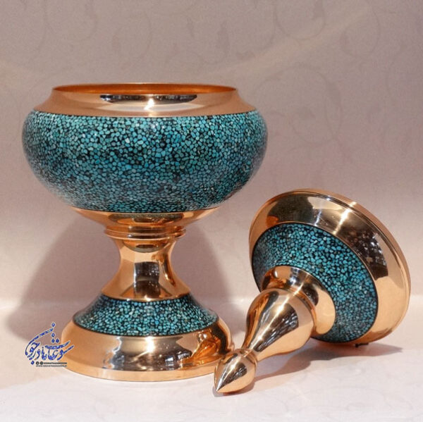 شکلاتخوری فیروزه کوبی