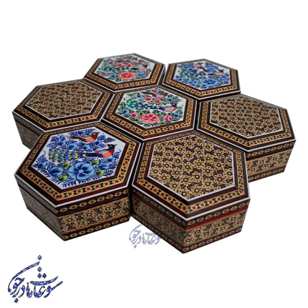 جا جواهراتی خاتم